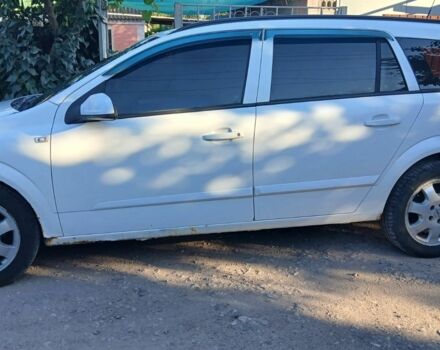 Белый Опель Астра, объемом двигателя 1.7 л и пробегом 283 тыс. км за 4100 $, фото 3 на Automoto.ua