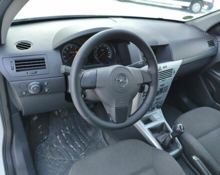 Білий Опель Астра, об'ємом двигуна 1.6 л та пробігом 193 тис. км за 5700 $, фото 16 на Automoto.ua