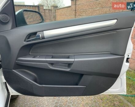 Білий Опель Астра, об'ємом двигуна 1.4 л та пробігом 216 тис. км за 4250 $, фото 17 на Automoto.ua