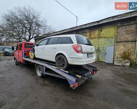 Белый Опель Астра, объемом двигателя 1.69 л и пробегом 170 тыс. км за 2000 $, фото 8 на Automoto.ua