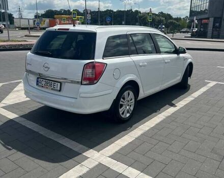 Опель Астра 2010 у Луцьку на Automoto.ua Білий Опель Астра, об'ємом двигуна 1.9 л та пробігом 240 тис. км за 6700 $, фото 5 на Automoto.ua