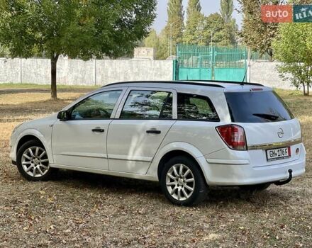 Опель Астра 2010 в Нежине на Automoto.ua Белый Опель Астра, объемом двигателя 1.6 л и пробегом 209 тыс. км за 6100 $, фото 3 на Automoto.ua