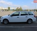 Белый Опель Астра, объемом двигателя 1.6 л и пробегом 208 тыс. км за 5600 $, фото 5 на Automoto.ua