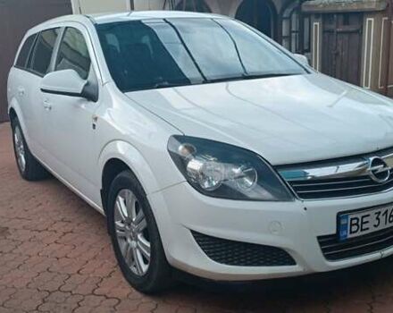 Опель Астра 2010 у Первомайськ на Automoto.ua Білий Опель Астра, об'ємом двигуна 1.7 л та пробігом 271 тис. км за 5500 $, фото 4 на Automoto.ua