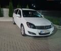 Белый Опель Астра, объемом двигателя 1.7 л и пробегом 280 тыс. км за 5000 $, фото 2 на Automoto.ua