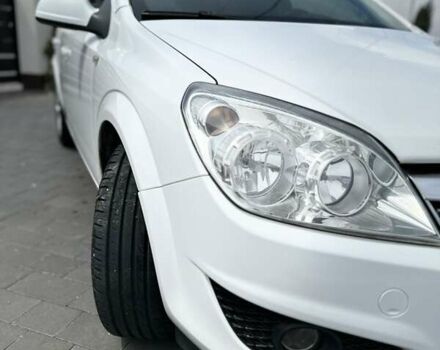 Білий Опель Астра, об'ємом двигуна 1.7 л та пробігом 270 тис. км за 6000 $, фото 18 на Automoto.ua