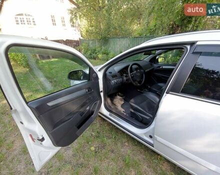 Білий Опель Астра, об'ємом двигуна 1.7 л та пробігом 275 тис. км за 5500 $, фото 24 на Automoto.ua