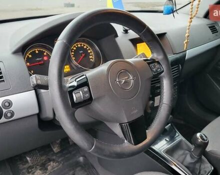 Білий Опель Астра, об'ємом двигуна 1.69 л та пробігом 280 тис. км за 5300 $, фото 32 на Automoto.ua