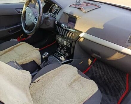 Білий Опель Астра, об'ємом двигуна 1.69 л та пробігом 221 тис. км за 6200 $, фото 3 на Automoto.ua