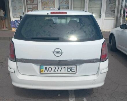 Опель Астра 2010 в Мукачеве на Automoto.ua Белый Опель Астра, объемом двигателя 1.7 л и пробегом 314 тыс. км за 4500 $, фото 2 на Automoto.ua