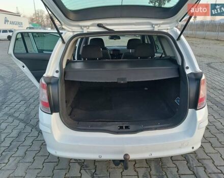 Белый Опель Астра, объемом двигателя 1.7 л и пробегом 245 тыс. км за 5600 $, фото 22 на Automoto.ua