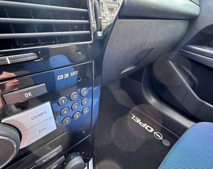 Білий Опель Астра, об'ємом двигуна 1.9 л та пробігом 241 тис. км за 5500 $, фото 2 на Automoto.ua