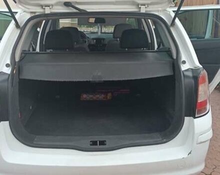 Опель Астра 2010 у Первомайськ на Automoto.ua Білий Опель Астра, об'ємом двигуна 1.7 л та пробігом 271 тис. км за 5500 $, фото 13 на Automoto.ua