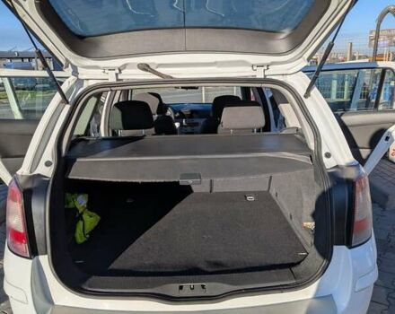 Белый Опель Астра, объемом двигателя 1.7 л и пробегом 275 тыс. км за 5500 $, фото 3 на Automoto.ua