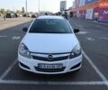 Белый Опель Астра, объемом двигателя 1.6 л и пробегом 208 тыс. км за 5600 $, фото 1 на Automoto.ua