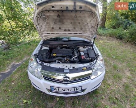 Білий Опель Астра, об'ємом двигуна 1.7 л та пробігом 275 тис. км за 5500 $, фото 29 на Automoto.ua