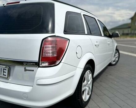 Білий Опель Астра, об'ємом двигуна 1.7 л та пробігом 270 тис. км за 6000 $, фото 7 на Automoto.ua