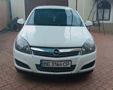 Опель Астра 2010 у Первомайськ на Automoto.ua Білий Опель Астра, об'ємом двигуна 1.7 л та пробігом 271 тис. км за 5500 $, фото 5 на Automoto.ua