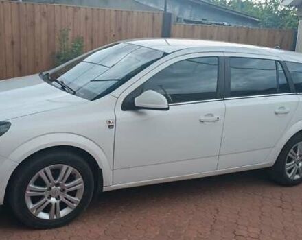 Опель Астра 2010 у Первомайськ на Automoto.ua Білий Опель Астра, об'ємом двигуна 1.7 л та пробігом 271 тис. км за 5500 $, фото 2 на Automoto.ua