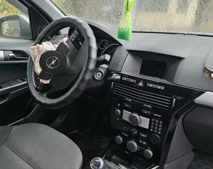Білий Опель Астра, об'ємом двигуна 1.69 л та пробігом 170 тис. км за 2300 $, фото 12 на Automoto.ua