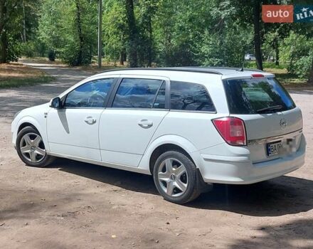 Белый Опель Астра, объемом двигателя 1.7 л и пробегом 220 тыс. км за 6500 $, фото 3 на Automoto.ua
