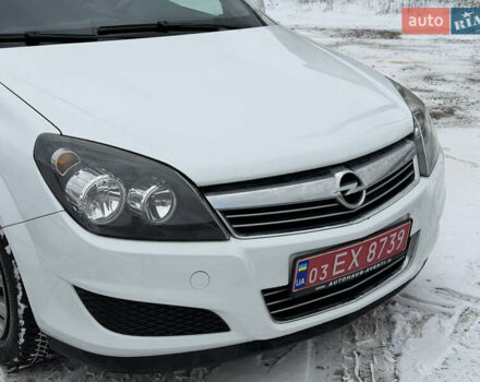 Білий Опель Астра, об'ємом двигуна 1.6 л та пробігом 198 тис. км за 5350 $, фото 9 на Automoto.ua