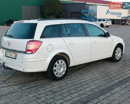 Белый Опель Астра, объемом двигателя 1.7 л и пробегом 245 тыс. км за 5600 $, фото 8 на Automoto.ua