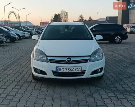 Белый Опель Астра, объемом двигателя 1.7 л и пробегом 245 тыс. км за 5600 $, фото 1 на Automoto.ua