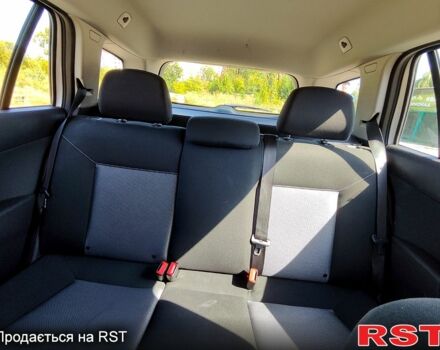 Опель Астра 2010 в Харькове на Automoto.ua Белый Опель Астра, объемом двигателя 1.6 л и пробегом 223 тыс. км за 6000 $, фото 6 на Automoto.ua