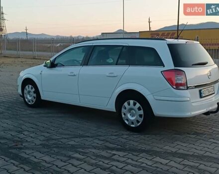 Белый Опель Астра, объемом двигателя 1.7 л и пробегом 245 тыс. км за 5600 $, фото 11 на Automoto.ua