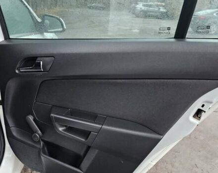 Белый Опель Астра, объемом двигателя 1.69 л и пробегом 170 тыс. км за 2499 $, фото 10 на Automoto.ua