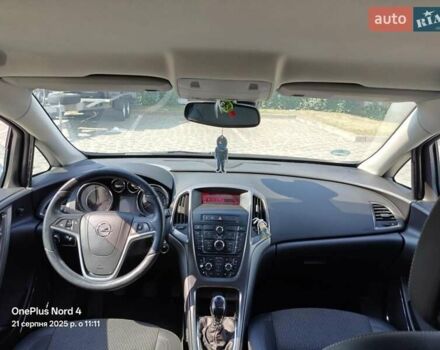 Белый Опель Астра, объемом двигателя 1.96 л и пробегом 275 тыс. км за 7500 $, фото 6 на Automoto.ua