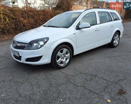 Белый Опель Астра, объемом двигателя 1.6 л и пробегом 167 тыс. км за 6999 $, фото 3 на Automoto.ua