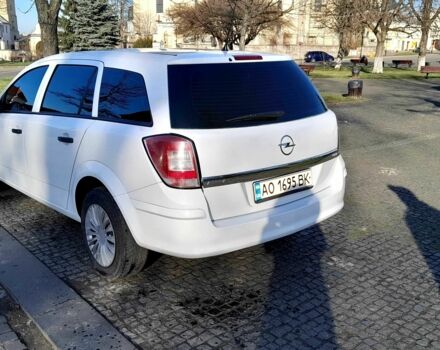 Белый Опель Астра, объемом двигателя 1.3 л и пробегом 410 тыс. км за 6500 $, фото 1 на Automoto.ua