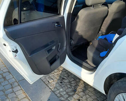 Белый Опель Астра, объемом двигателя 1.25 л и пробегом 410 тыс. км за 6500 $, фото 16 на Automoto.ua