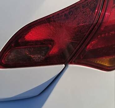 Белый Опель Астра, объемом двигателя 1.69 л и пробегом 261 тыс. км за 7500 $, фото 13 на Automoto.ua