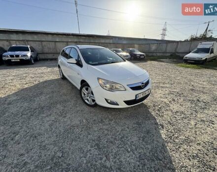 Опель Астра 2011 в Вышгороде на Automoto.ua Белый Опель Астра, объемом двигателя 1.69 л и пробегом 388 тыс. км за 6500 $, фото 6 на Automoto.ua