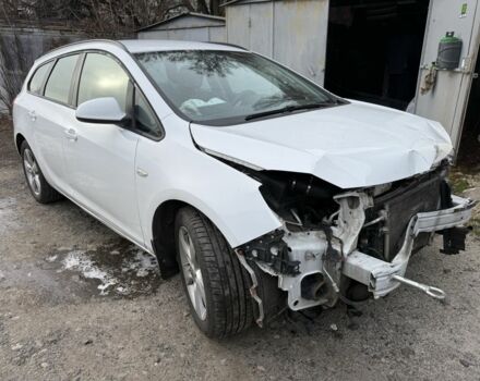 Белый Опель Астра, объемом двигателя 1.7 л и пробегом 220 тыс. км за 2999 $, фото 5 на Automoto.ua