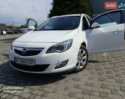 Белый Опель Астра, объемом двигателя 1.96 л и пробегом 275 тыс. км за 7500 $, фото 2 на Automoto.ua