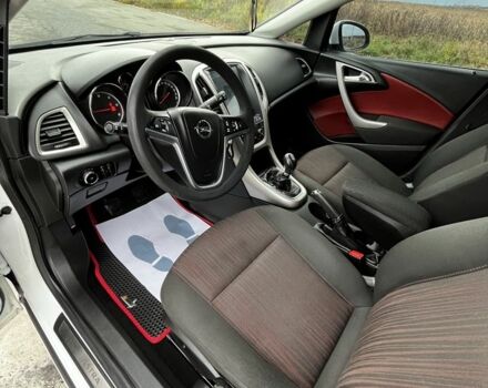 Опель Астра 2011 у Ковель на Automoto.ua Білий Опель Астра, об'ємом двигуна 1.7 л та пробігом 257 тис. км за 7299 $, фото 4 на Automoto.ua