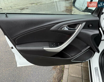 Білий Опель Астра, об'ємом двигуна 1.7 л та пробігом 237 тис. км за 7500 $, фото 6 на Automoto.ua