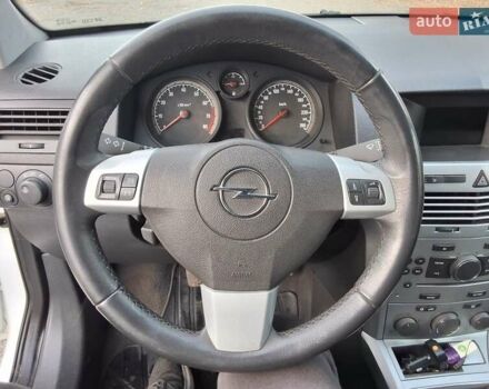 Белый Опель Астра, объемом двигателя 1.6 л и пробегом 167 тыс. км за 6999 $, фото 15 на Automoto.ua