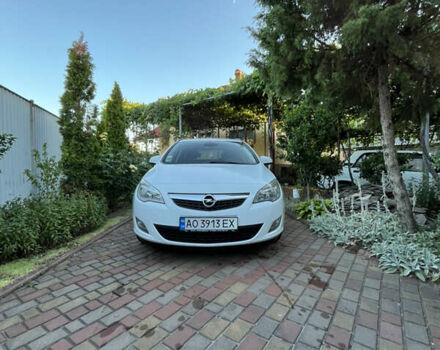 Белый Опель Астра, объемом двигателя 1.69 л и пробегом 289 тыс. км за 6800 $, фото 1 на Automoto.ua