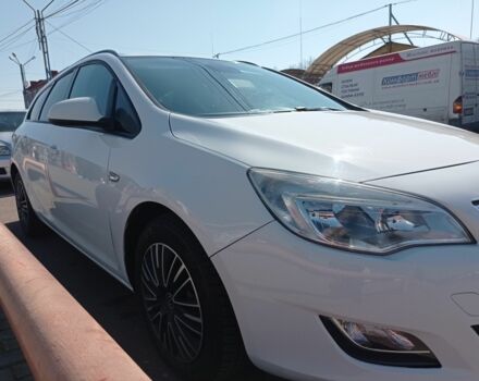 Белый Опель Астра, объемом двигателя 1.7 л и пробегом 286 тыс. км за 6500 $, фото 1 на Automoto.ua