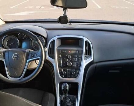 Белый Опель Астра, объемом двигателя 1.69 л и пробегом 261 тыс. км за 7500 $, фото 7 на Automoto.ua