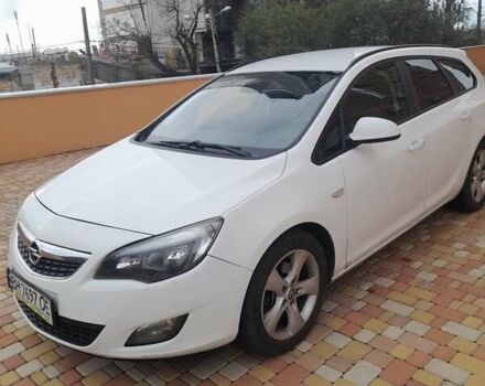 Белый Опель Астра, объемом двигателя 1.7 л и пробегом 280 тыс. км за 5200 $, фото 2 на Automoto.ua