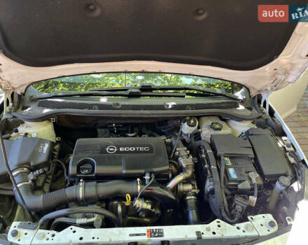 Белый Опель Астра, объемом двигателя 1.69 л и пробегом 289 тыс. км за 6800 $, фото 11 на Automoto.ua