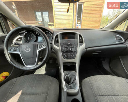 Белый Опель Астра, объемом двигателя 1.25 л и пробегом 366 тыс. км за 4700 $, фото 7 на Automoto.ua