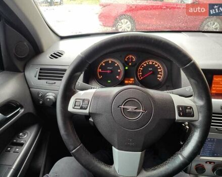 Опель Астра 2011 в Тульчине на Automoto.ua Белый Опель Астра, объемом двигателя 1.69 л и пробегом 281 тыс. км за 5800 $, фото 11 на Automoto.ua