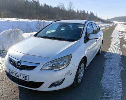 Білий Опель Астра, об'ємом двигуна 1.3 л та пробігом 370 тис. км за 5300 $, фото 2 на Automoto.ua